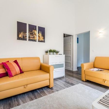 Hi-Bp Elizabeth Apartment In The Heart Of Budapesta Exterior foto