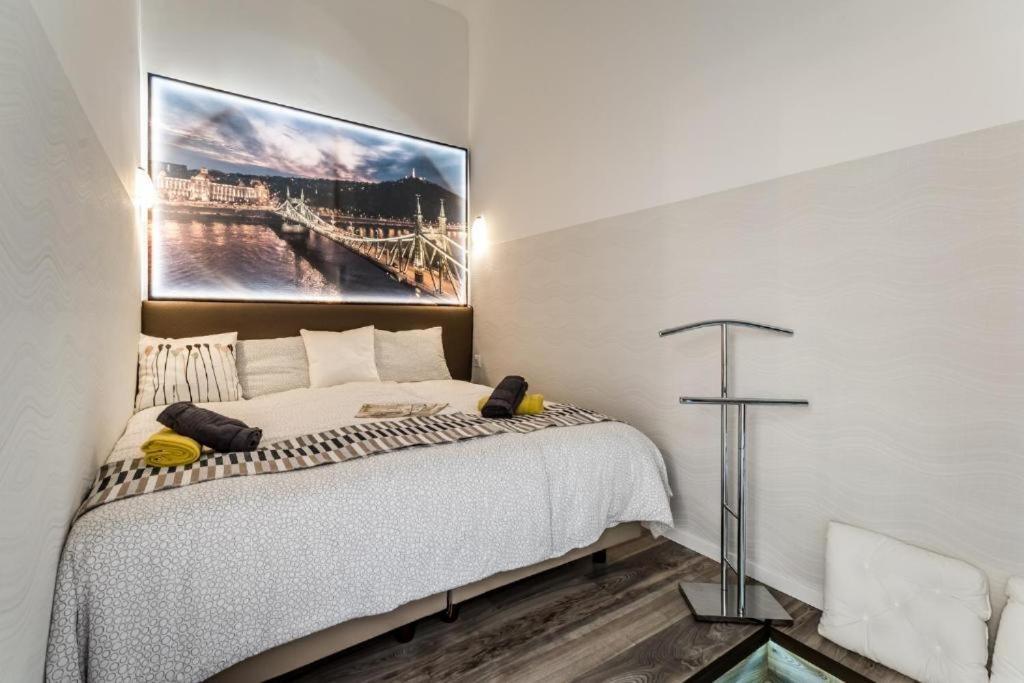 Hi-Bp Elizabeth Apartment In The Heart Of Budapesta Exterior foto