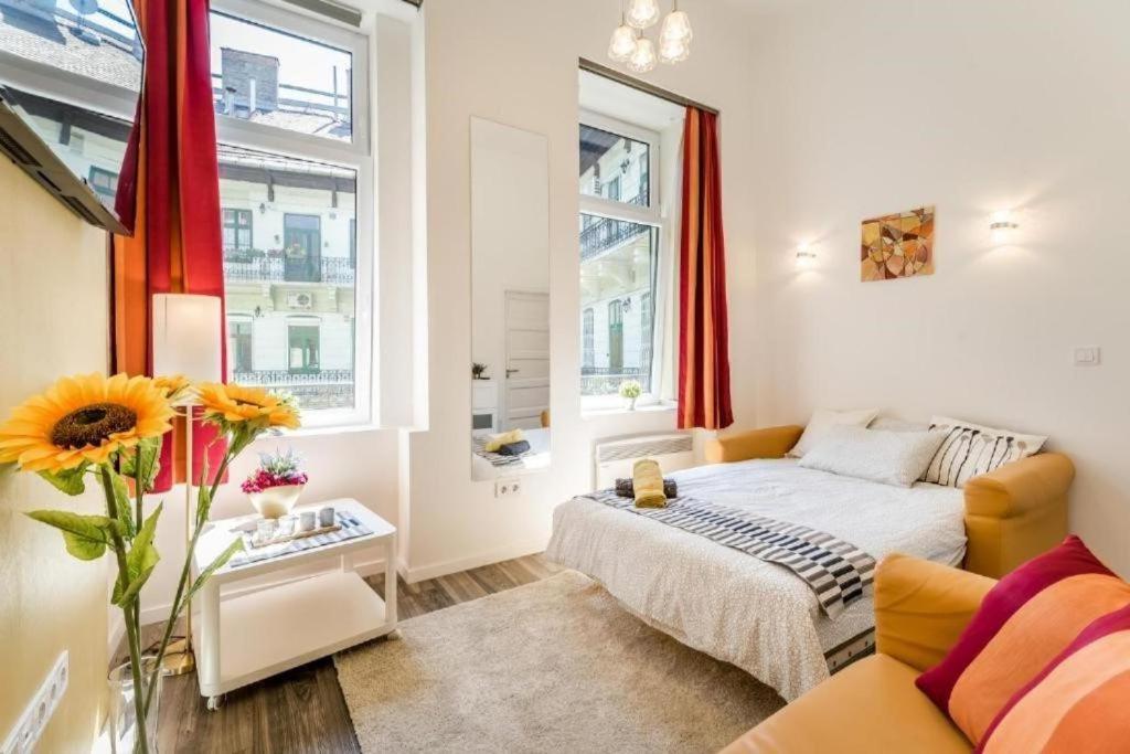 Hi-Bp Elizabeth Apartment In The Heart Of Budapesta Exterior foto