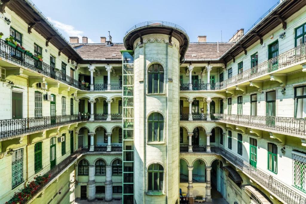 Hi-Bp Elizabeth Apartment In The Heart Of Budapesta Exterior foto