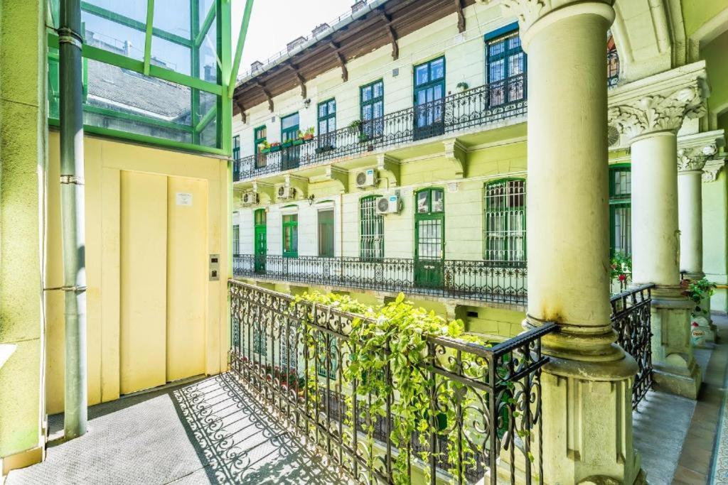 Hi-Bp Elizabeth Apartment In The Heart Of Budapesta Exterior foto