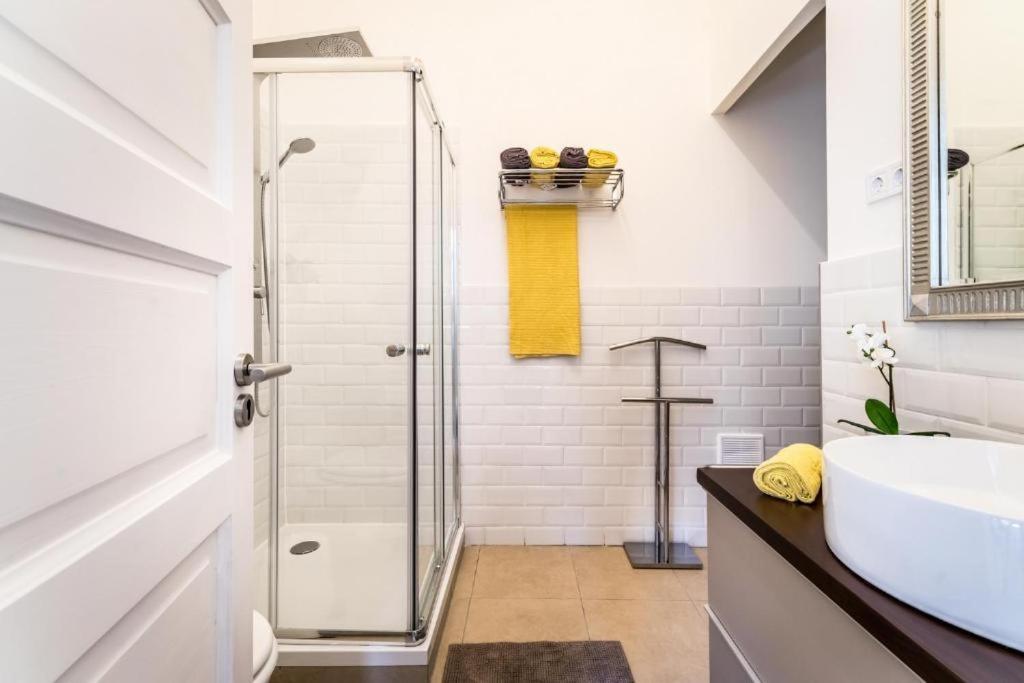 Hi-Bp Elizabeth Apartment In The Heart Of Budapesta Exterior foto