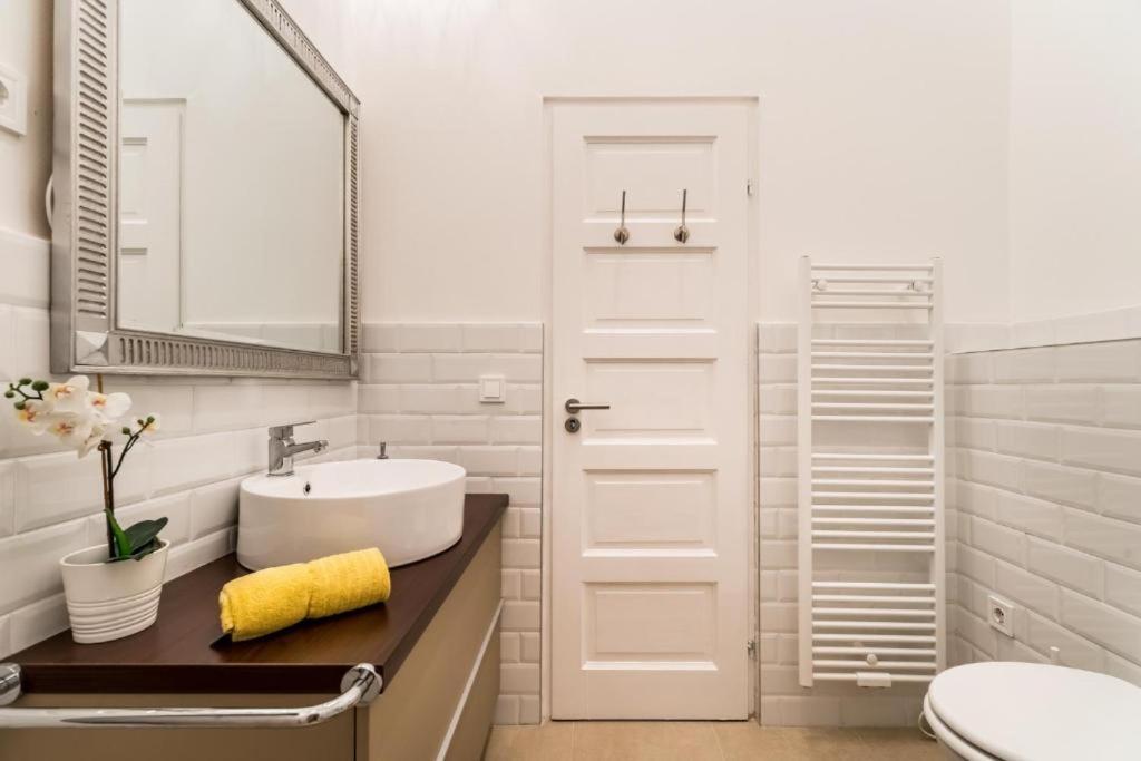 Hi-Bp Elizabeth Apartment In The Heart Of Budapesta Exterior foto
